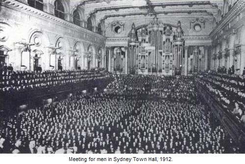 revival-in-australia-sydney-town-hall-1912.jpg